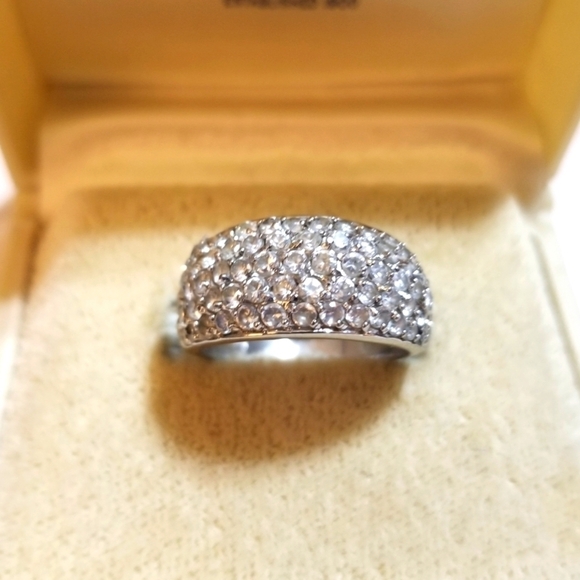 VINTAGE Nolan Miller Pave' Crystal Ring - Picture 2 of 5